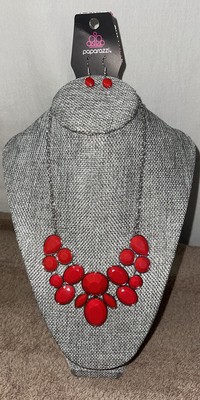 Paparazzi Demi-Diva Red Necklace w 